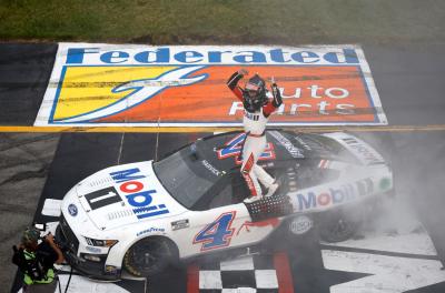 NASCAR at Richmond: Kevin Harvick, Stewart Haas Racing